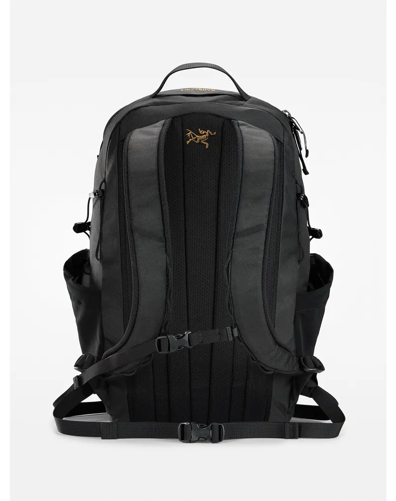 Arc'teryx Mantis 26L Backpack in Black