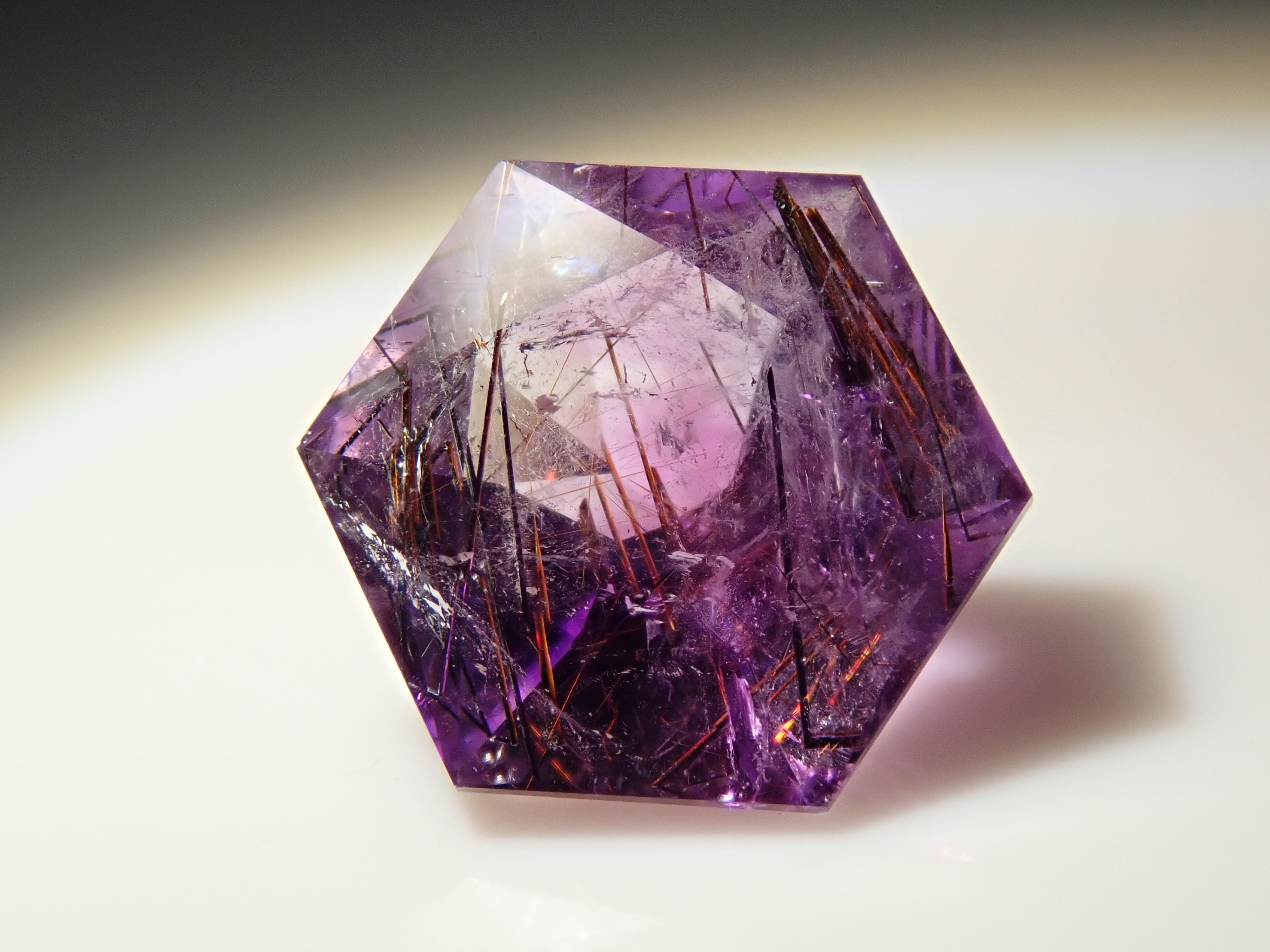 ブラジル産エレスチャルアメジスト 1.028ctルース