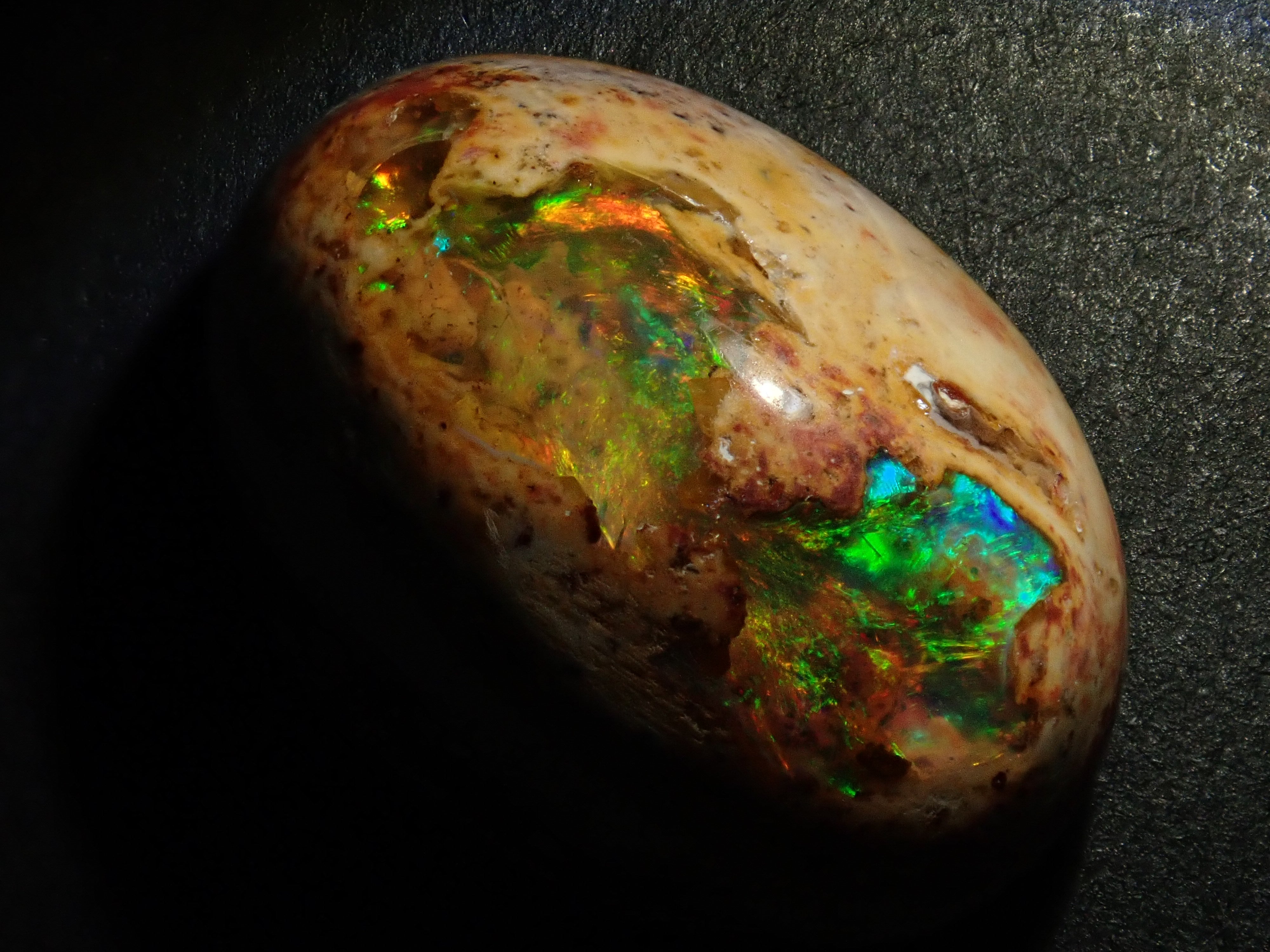 カンテラオパール 水色 カンテラオパール｜ブルー色系ルース