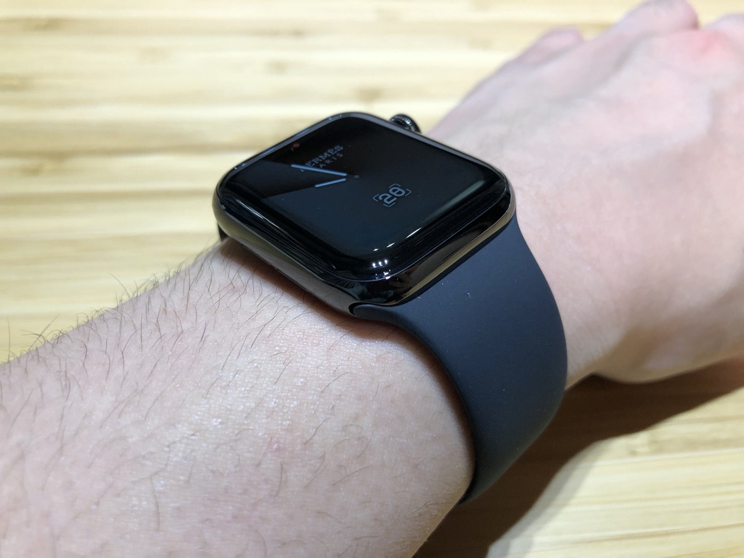 ブラックスポーツバンドを購入＆ブラックの違いを比較 [Apple Watch