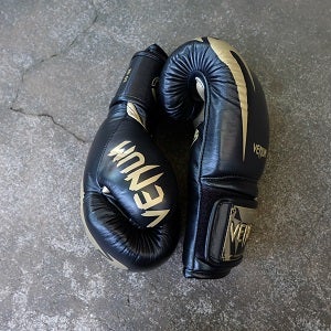 ロマチェンコ、リナレス愛用グローブVENUMは【コスパ抜群