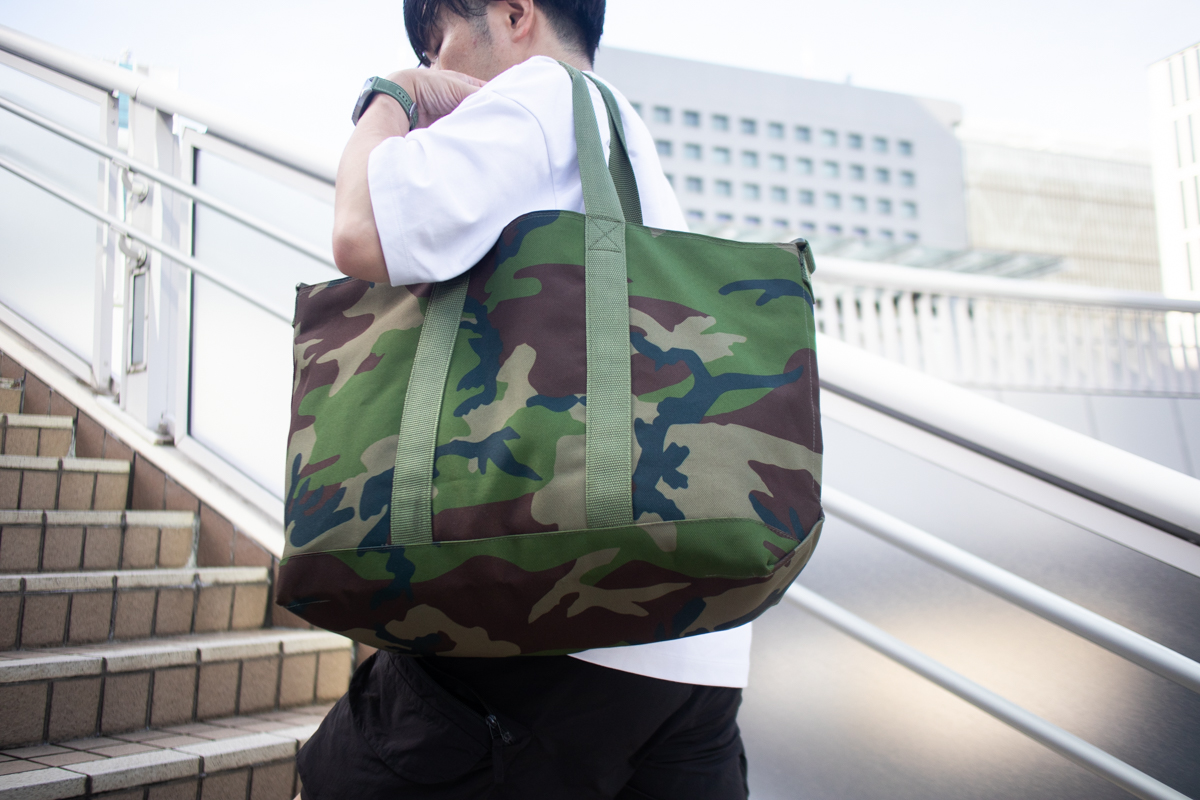 夏は背中ががっつり開くトート型が良い！最有力候補はエル・エル