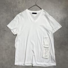PRADA】VネックTシャツ ホワイト アートパッチデザイン L - メルカリ