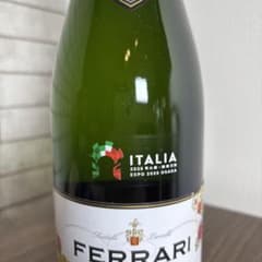 N*O様 大阪関西万博 イタリア館 フェラーリコラボスパークリング2025年