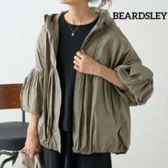 完売・美品✨ビアズリー ギャザーバルーンフーディーブルゾン ドロー