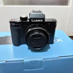 美品］LUMIX G100d ダブルズームレンズキット＋テトラポッド - メルカリ