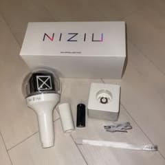 NiziU ペンライト - メルカリ