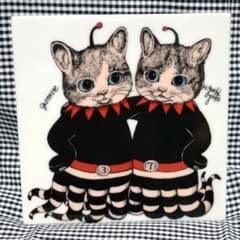 ヒグチユウコ 陶板 GUSTAVEくん3号と7号 九谷焼 タイル ギュス - メルカリ