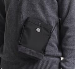MONCLER Teck phoneショルダーバッグ - メルカリ