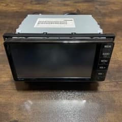 プリウス50 2019年式 トヨタ純正ナビ 7インチ フレーム付き - メルカリ