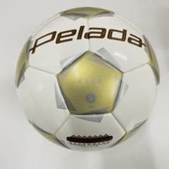 限定値下げ pelada サッカーボール ゴールドエディション 5号 4900