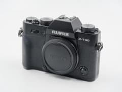 FUJIFILM X-T30 ミラーレス一眼 本体 純正拡張グリップ付 - メルカリ