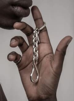 Supreme key chain W OVY - メルカリ