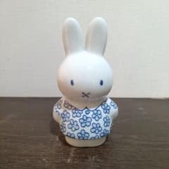 大阪関西万博 オランダ館 ミッフィー スタチュー デルフト陶器 限定柄