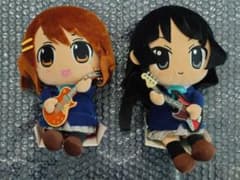 けいおん 平沢唯 秋山澪 セット 音に反応くびふりぬいぐるみ - メルカリ