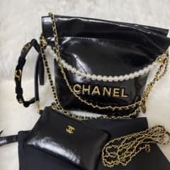 r*n様 CHANEL ノベルティ チェーンバッグ パール ポーチ付き - メルカリ