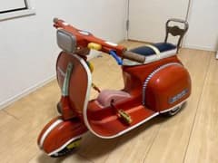VESPA ペダル式三輪車 ブリキ玩具 置物 - メルカリ