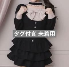 フロントリボンチョーカーティアードミニワンピ pium - メルカリ