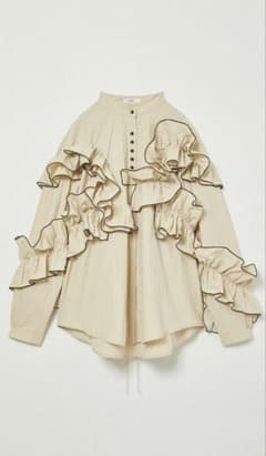 EAPHI FEELING FRILLS BLOUSE - メルカリ