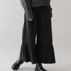 c*♪様 《natural by clip》コットンリネン裾フリルパンツ ブラッ