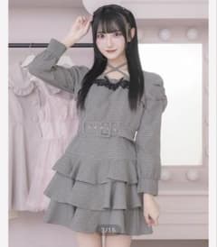 pium ティアードフリル長袖ミニワンピース - メルカリ