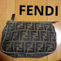 FENDI ポーチ ズッカ FFロゴ ブラウン ズッキーノ 正規品 - メルカリ