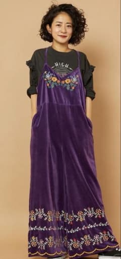 freada インドベロア刺繍サロペット - メルカリ