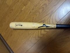 侍JAPAN、広島東洋カープ-31 坂倉将吾選手使用バット - メルカリ