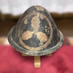 珍品 金漆丸に丸に三つ柏家紋鐵陣笠 - メルカリ