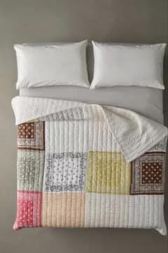 Urban outfitters バンダナキルト マルチカバー ベッドカバー - メルカリ