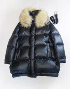 rin様専用 PRADA Foxファーフーディ トライアングル ダウンジャケット