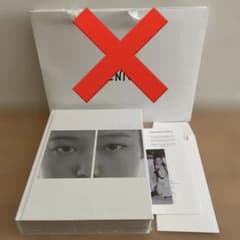 新品未開封】JENNIE J2NNI5フォトブック シリアルナンバー しおり付