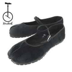 伊製 Sciuscià(シューシャ)TABIシューズ 39 - メルカリ