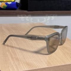 た*ル様 【訳ありお得】 Gentle Monster TOTE グレー - メルカリ