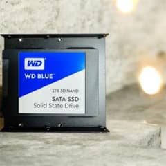 WD Blue 1TB SSD【健康状態98%】総書込量少なめ - メルカリ