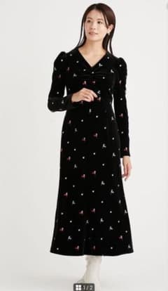 セルフォードCELFORDベロア総刺繍ワンピース38 ブラック - メルカリ