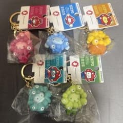 ミャクミャク サンリオ 推しカラー キーホルダー 5点セット - メルカリ