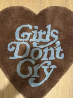 Girls Don't Cry Rug VERDY ラグ ハート ロゴ 新色 - メルカリ