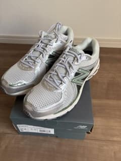 ニューバランス ML860GP2 新品 860V2 シルバー グリーン 27 - メルカリ