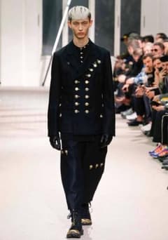 ☆希少☆ ヨウジヤマモト19AW LOOK29 金釦スタンドシャツ - メルカリ