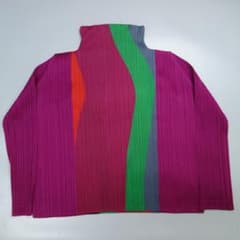 み*り様 9243 美品 プリーツプリーズ イッセイミヤケ ハイネック