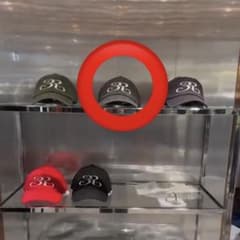 ER ロゴ キャップ グレー - メルカリ