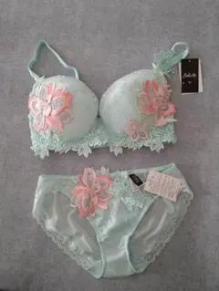 2026年最新】サルート44の人気アイテム - メルカリ