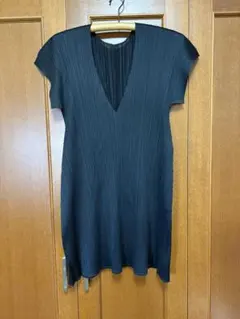 2026年最新】PLEATS PLEASE チュニックの人気アイテム - メルカリ