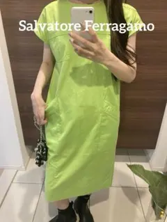 2026年最新】フェラガモ Ferragamo ワンピースの人気アイテム - メルカリ