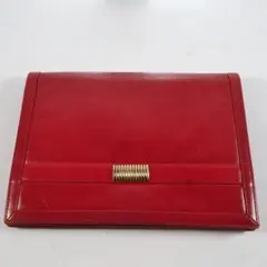 2026年最新】Yves Saint Laurent カラー：レッド系 クラッチバッグの