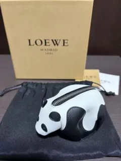 2026年最新】ロエベ パンダの人気アイテム - メルカリ