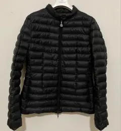 2026年最新】モンクレールノーカラージャケットの人気アイテム - メルカリ