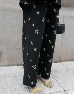 2026年最新】machatt エンブロイダリーパンツの人気アイテム - メルカリ