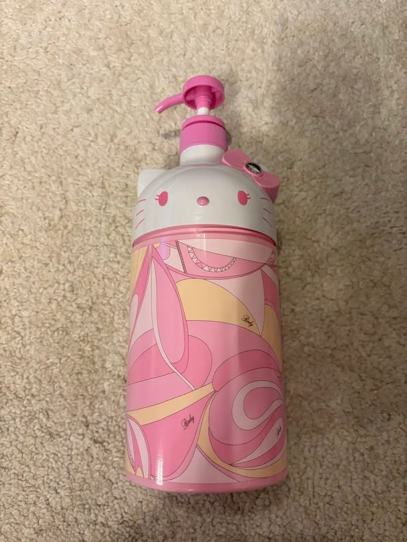 2026年最新】rady キティ ボトルの人気アイテム - メルカリ